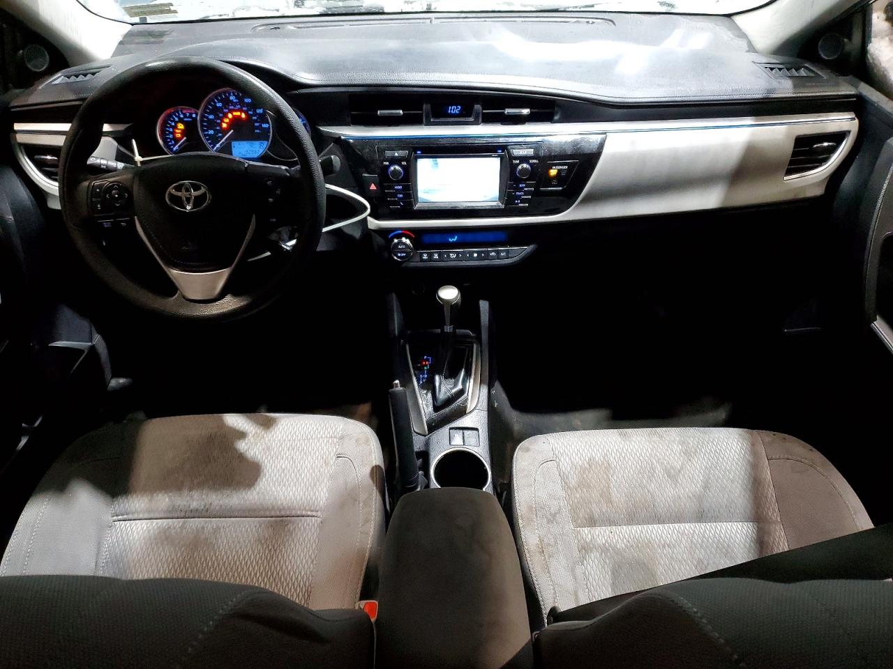 2014 TOYOTA COROLLA L photo 15