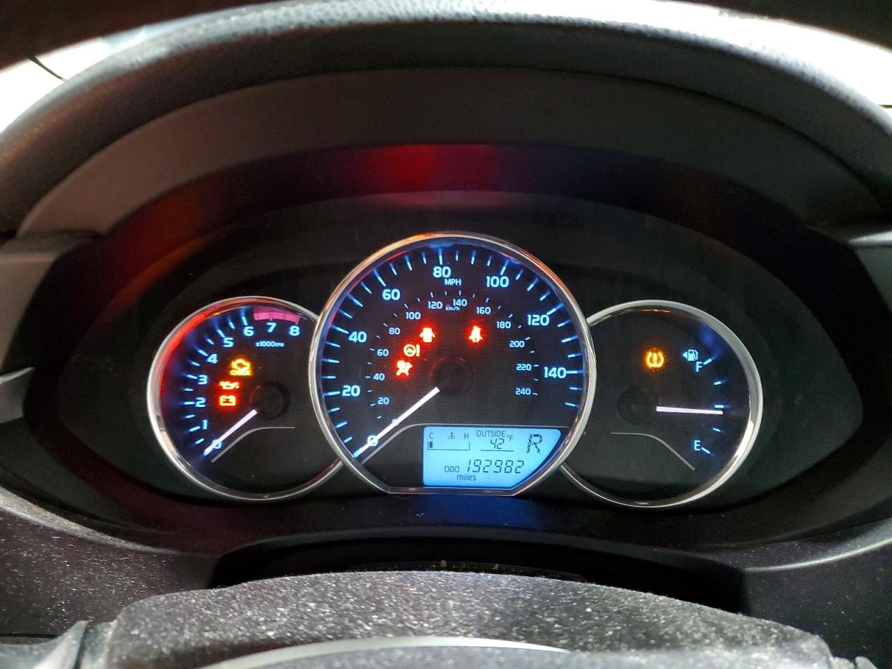 2014 TOYOTA COROLLA L photo 17