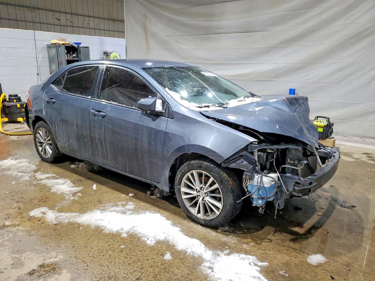 2014 TOYOTA COROLLA L photo 7