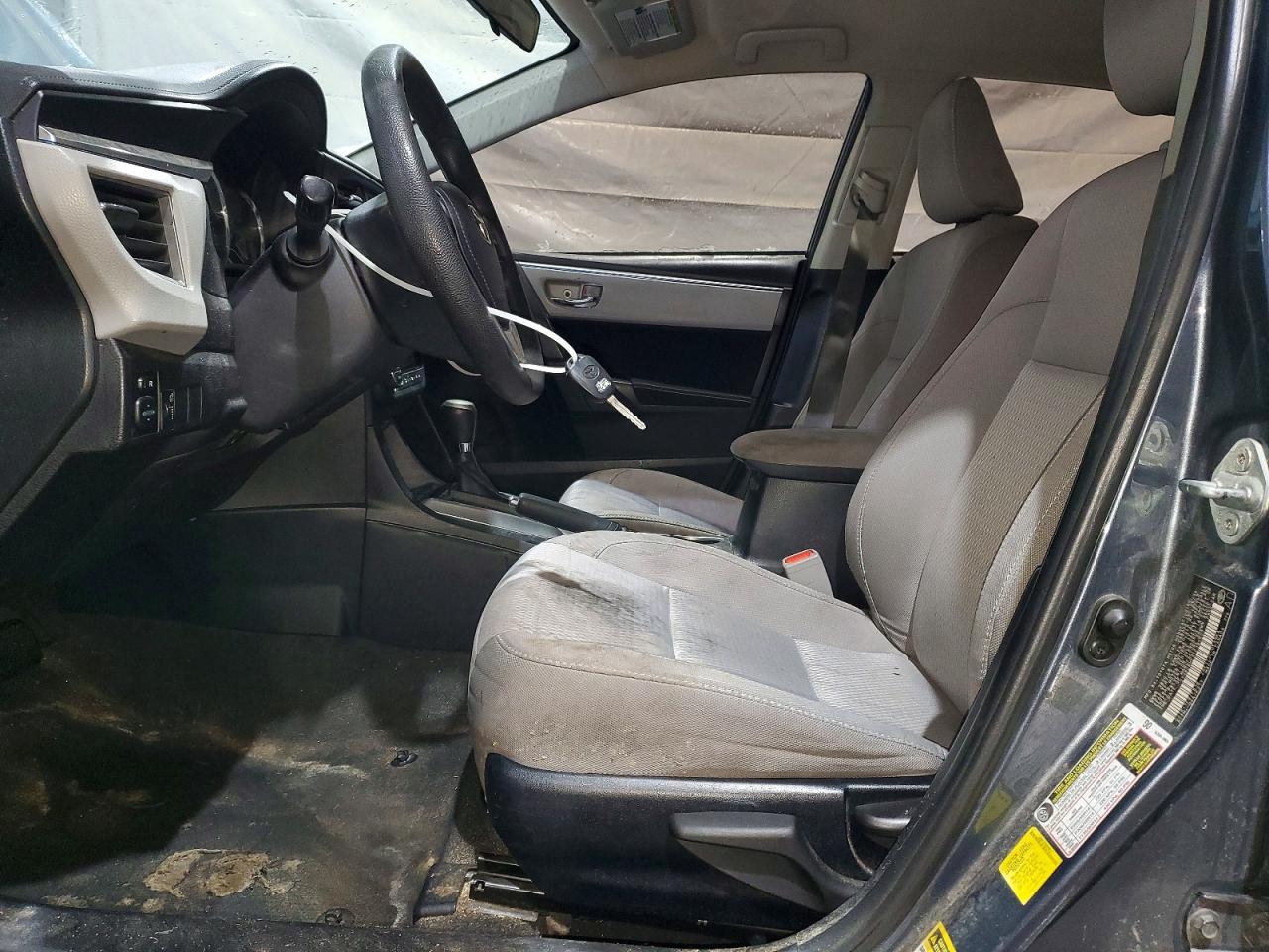 2014 TOYOTA COROLLA L photo 13