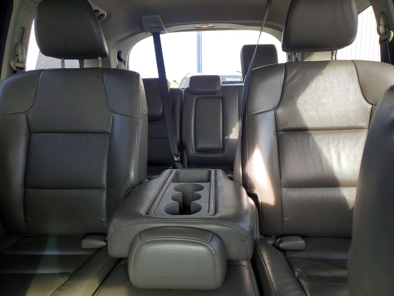 2012 HONDA ODYSSEY TOURING photo 10