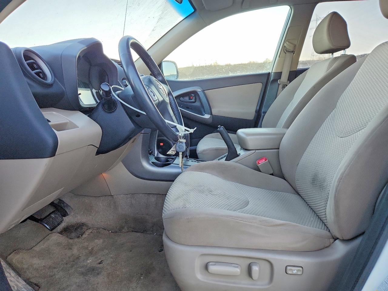 2006 TOYOTA RAV4 photo 7