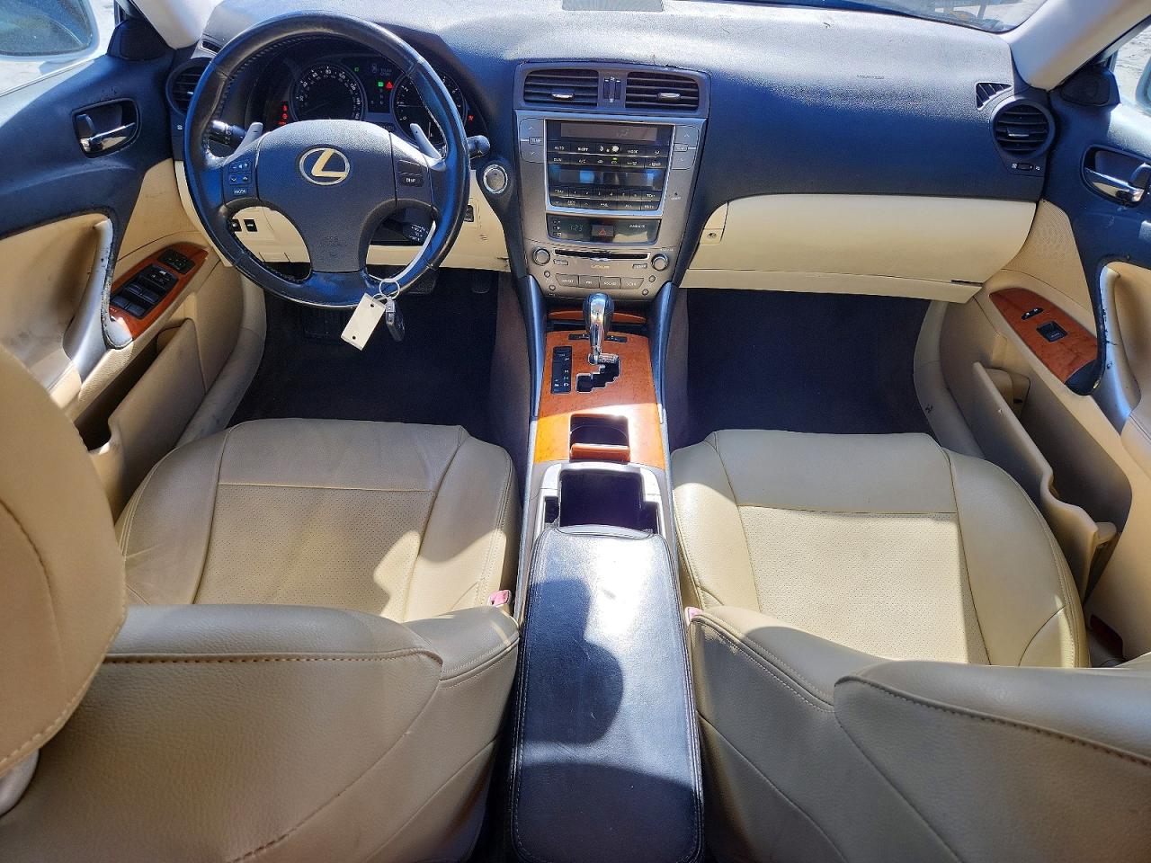 2009 LEXUS IS 250 photo 15