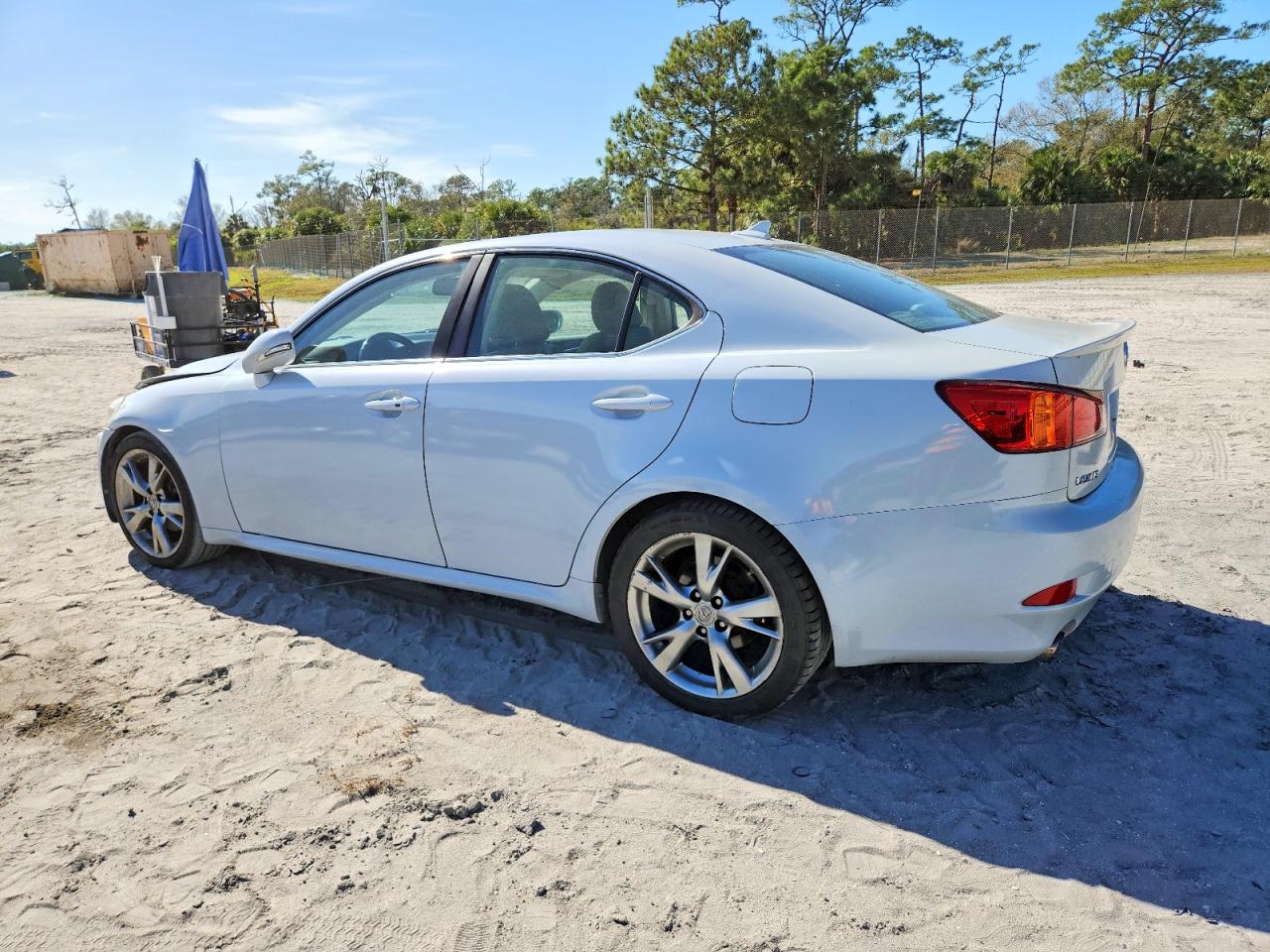 2009 LEXUS IS 250 photo 3