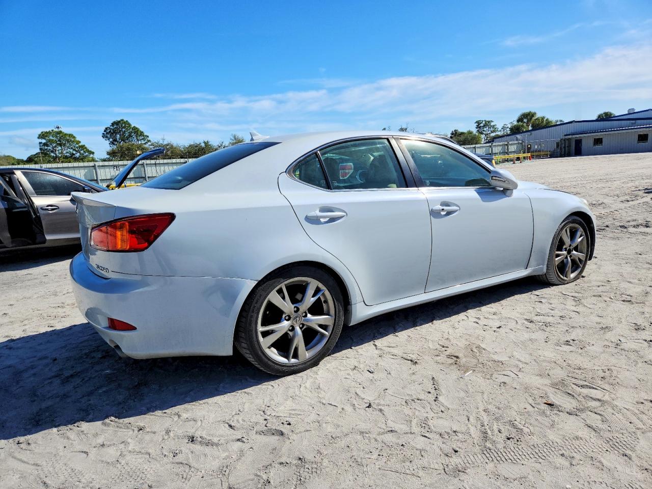 2009 LEXUS IS 250 photo 5