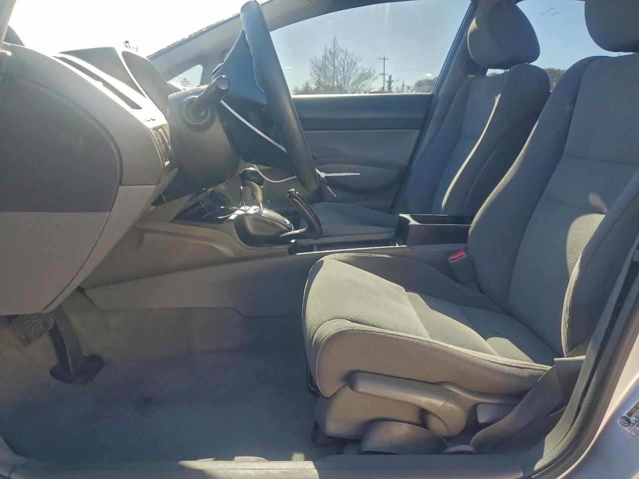 2010 HONDA CIVIC VP photo 7