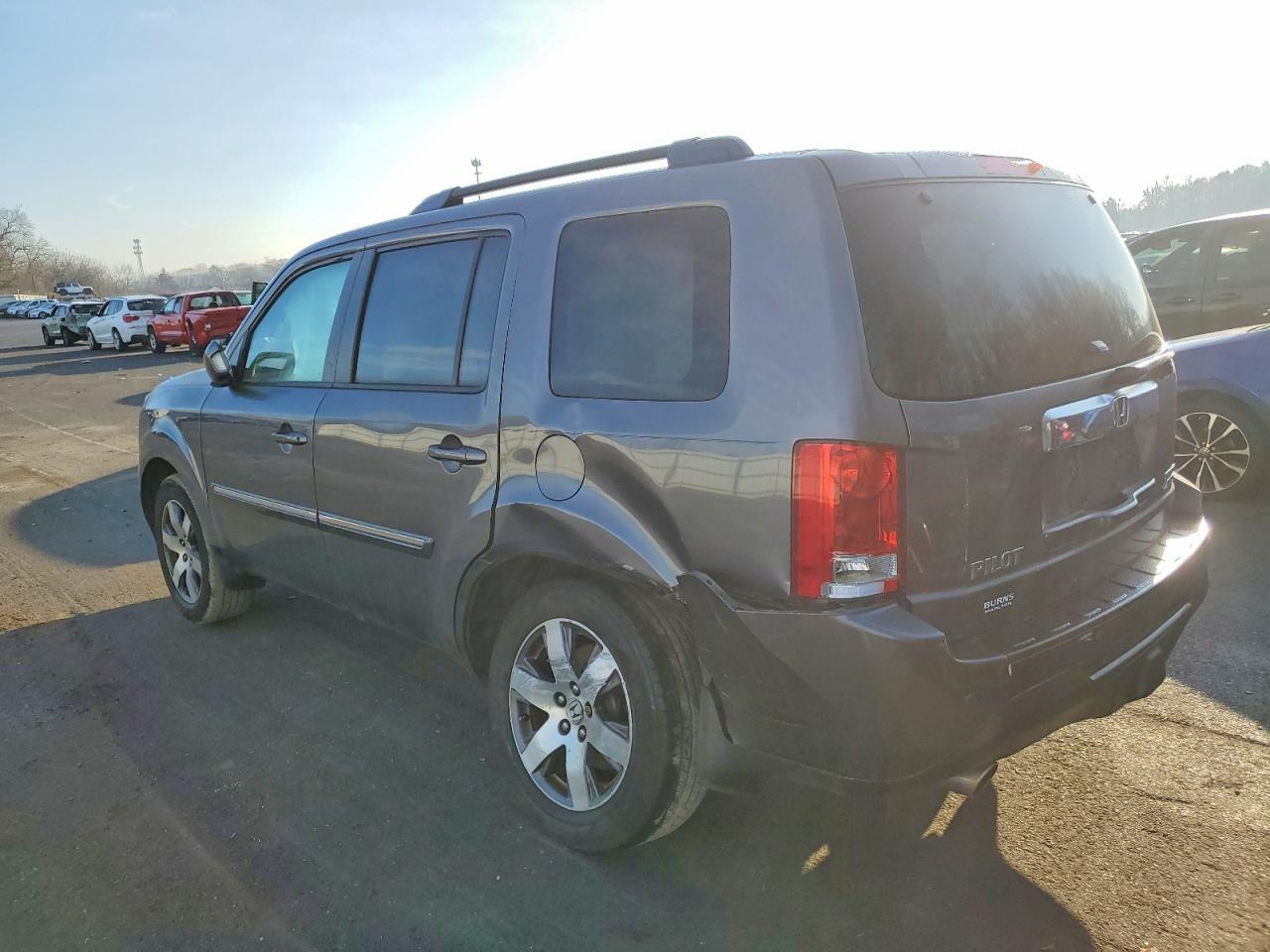 2015 HONDA PILOT TOURING photo 2