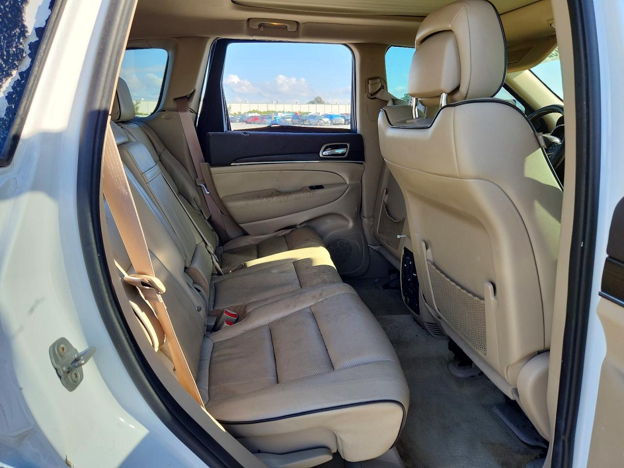 2014 JEEP GRAND CHEROKEE OVERLAND photo 11