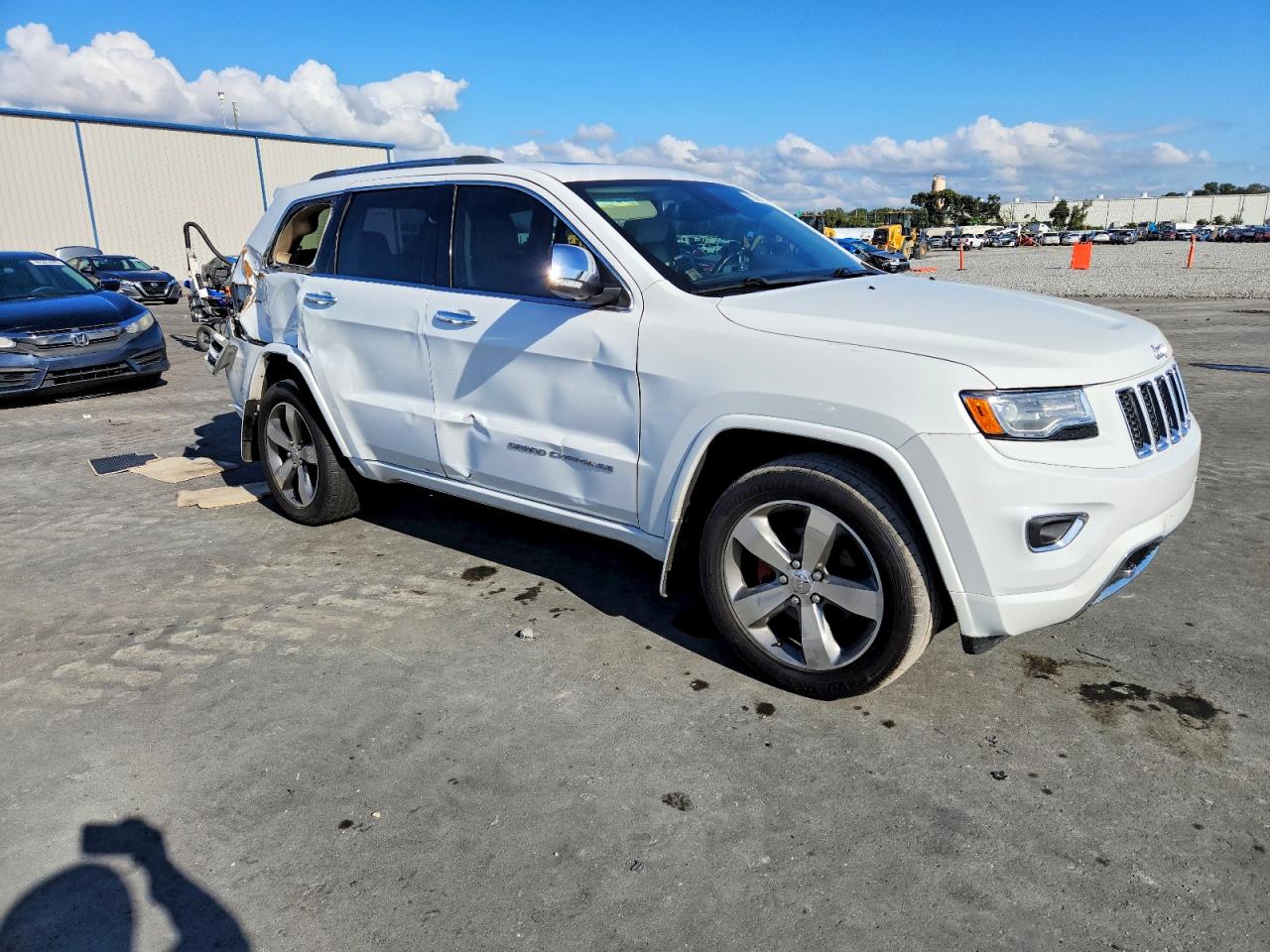 2014 JEEP GRAND CHEROKEE OVERLAND photo 4