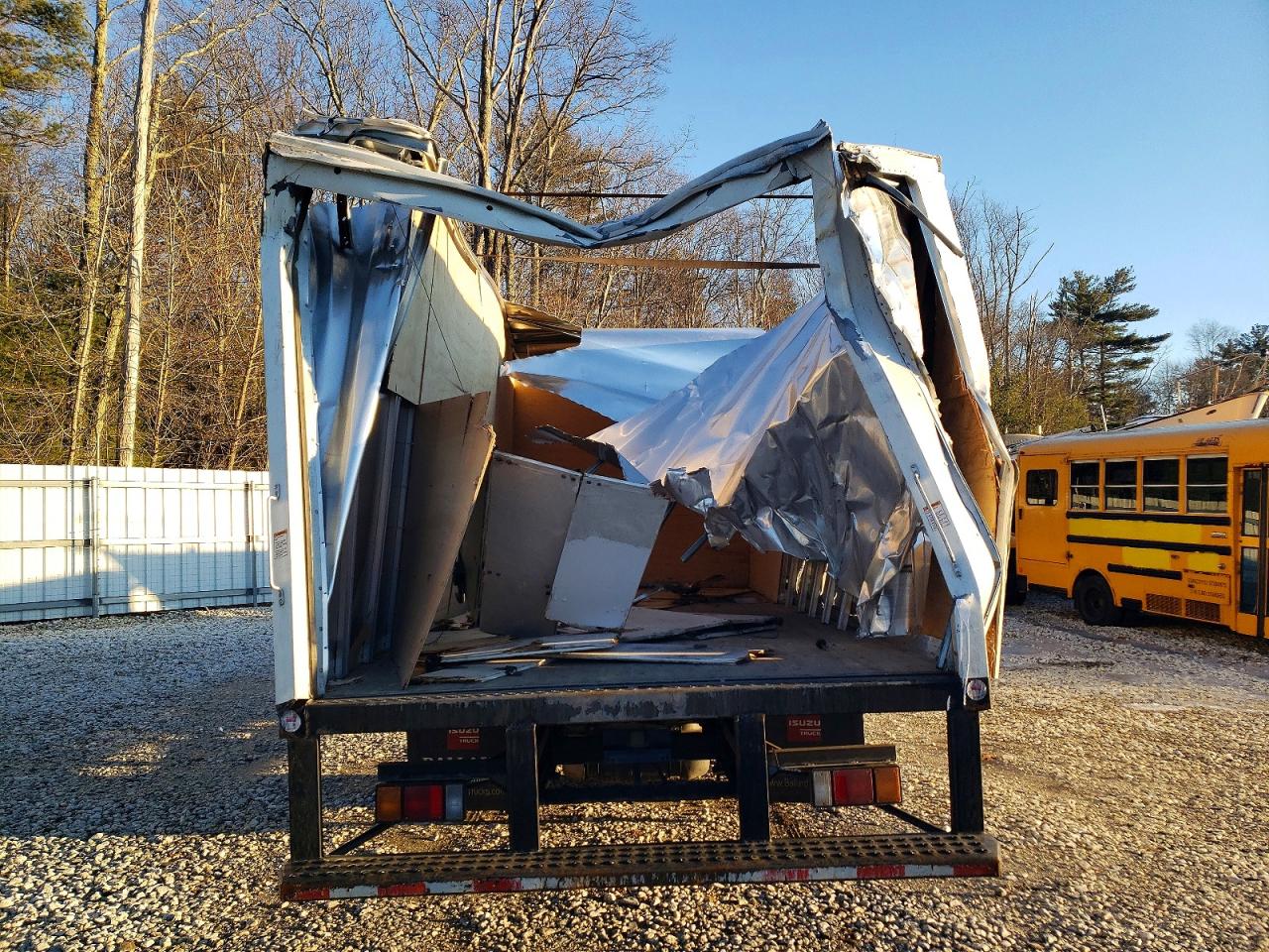 2024 ISUZU NPR BOX TRUCK photo 6