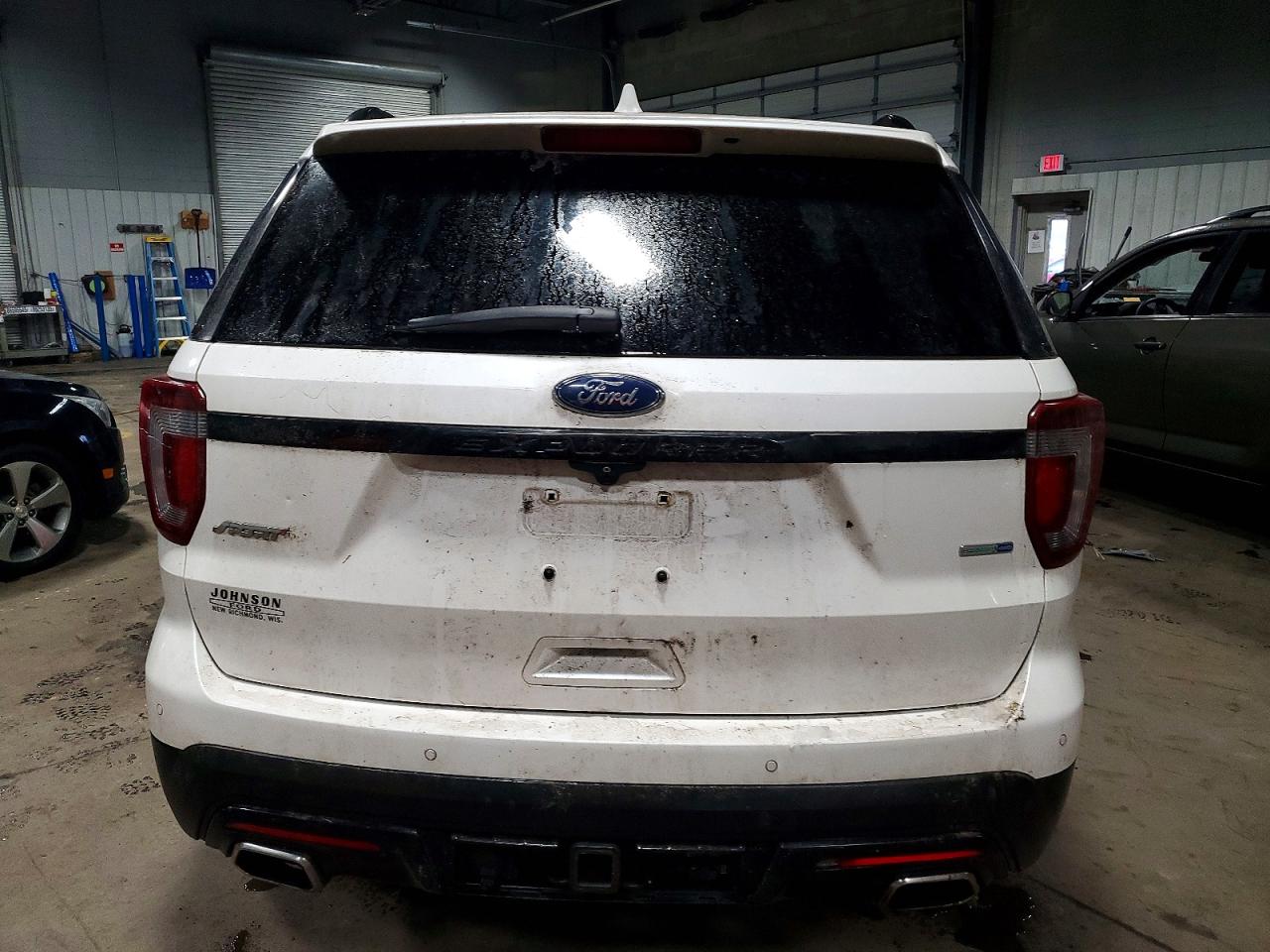 2017 FORD EXPLORER SPORT photo 6