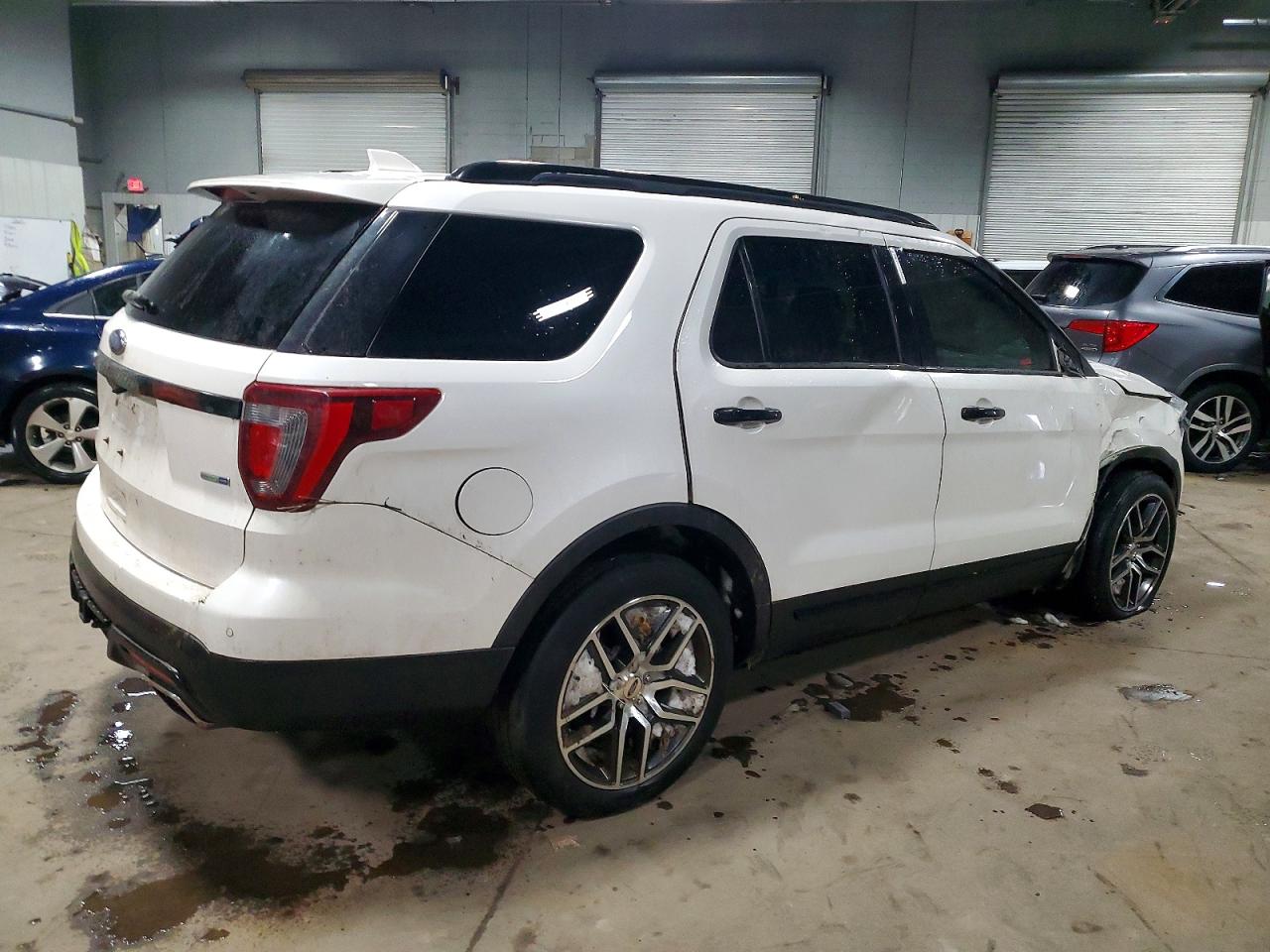 2017 FORD EXPLORER SPORT photo 3
