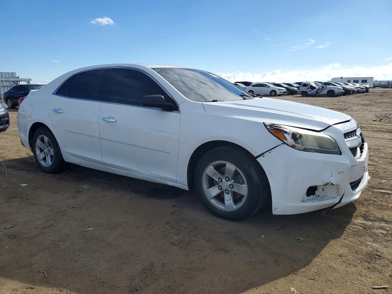 2013 CHEVROLET MALIBU LS photo 4