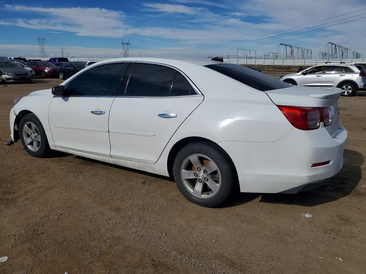 2013 CHEVROLET MALIBU LS photo 2