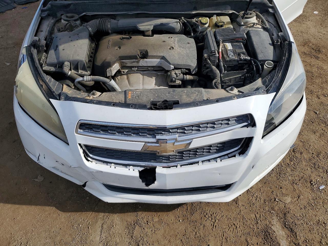 2013 CHEVROLET MALIBU LS photo 11