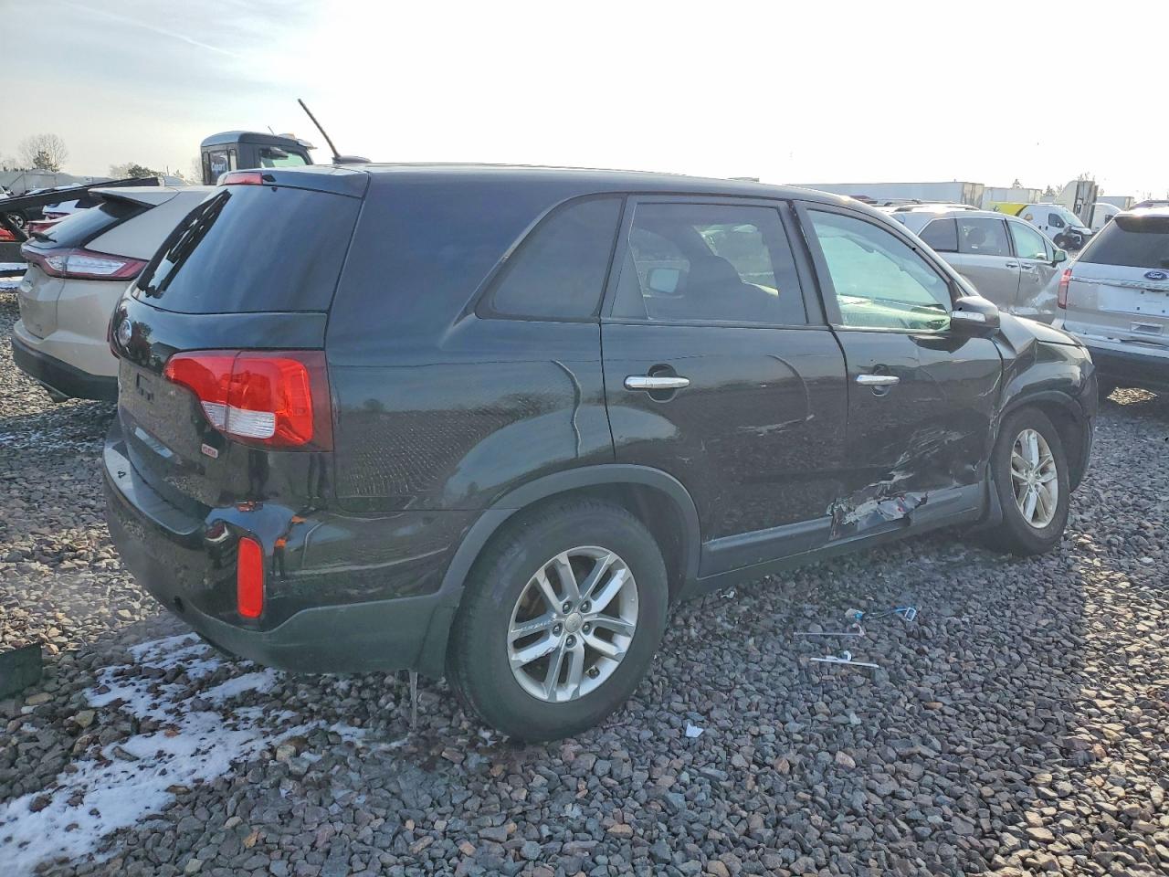 2014 KIA SORENTO LX photo 3