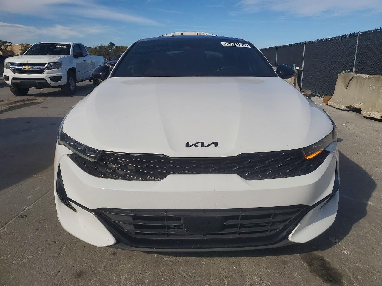 2023 KIA K5 GT LINE photo 5