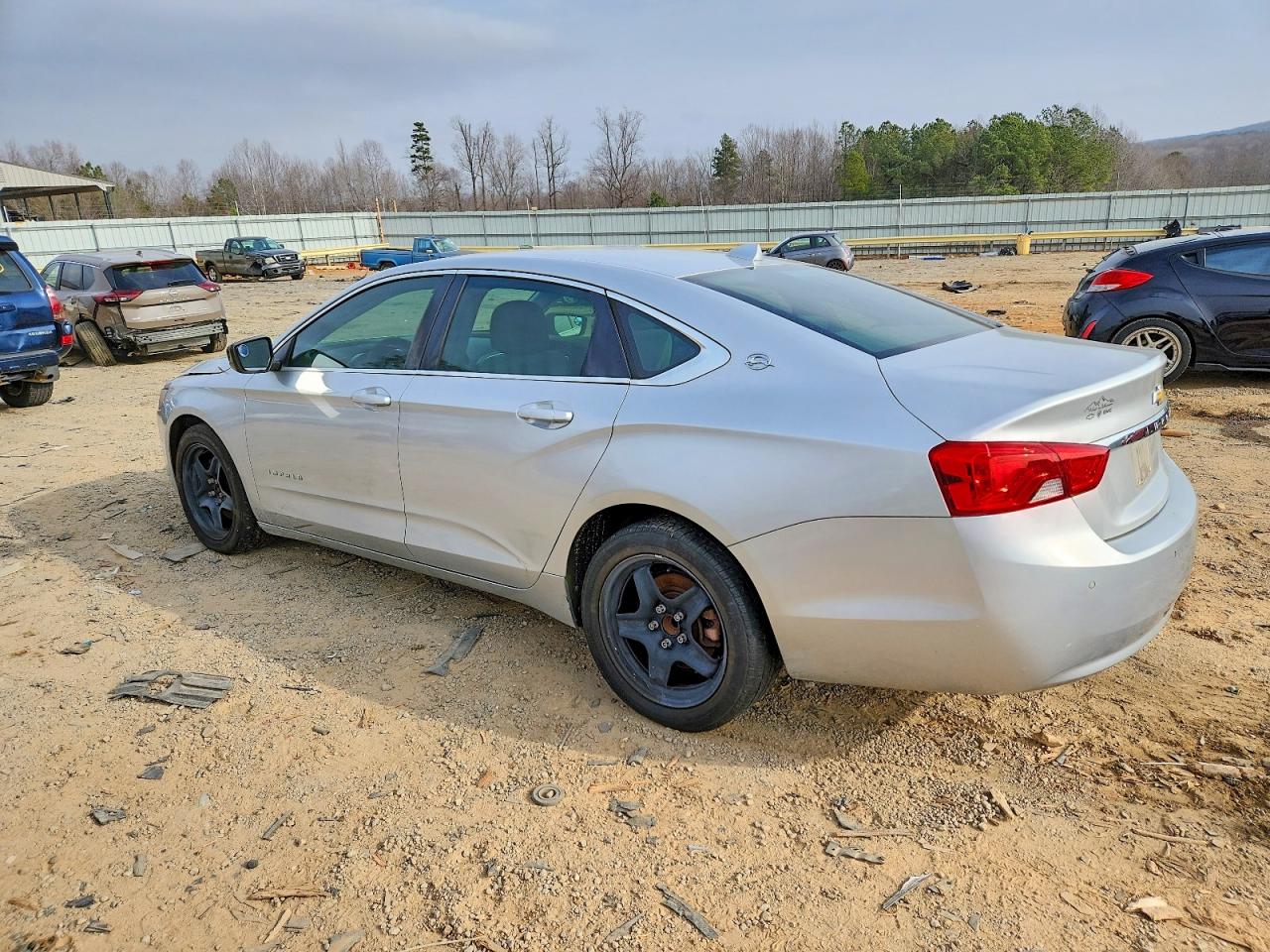 2014 CHEVROLET IMPALA LS photo 2