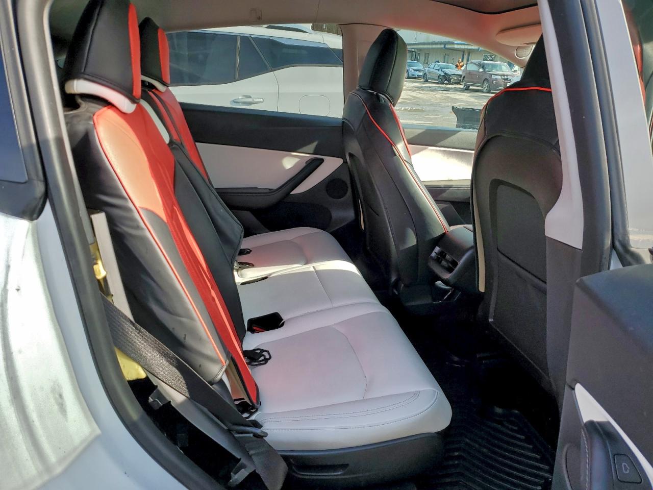2021 TESLA MODEL Y photo 10