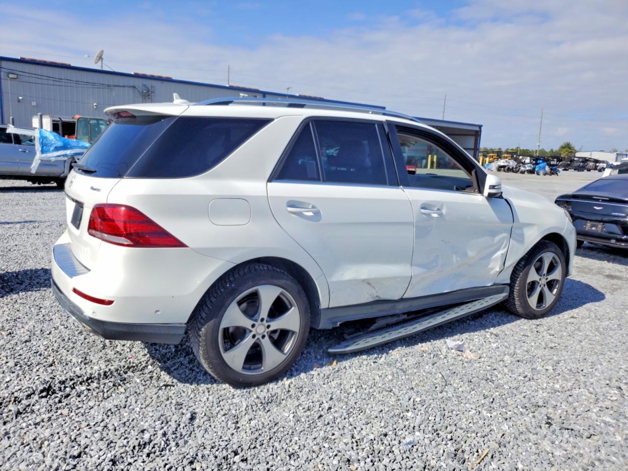 2017 MERCEDES-BENZ GLE 350 4MATIC photo 9