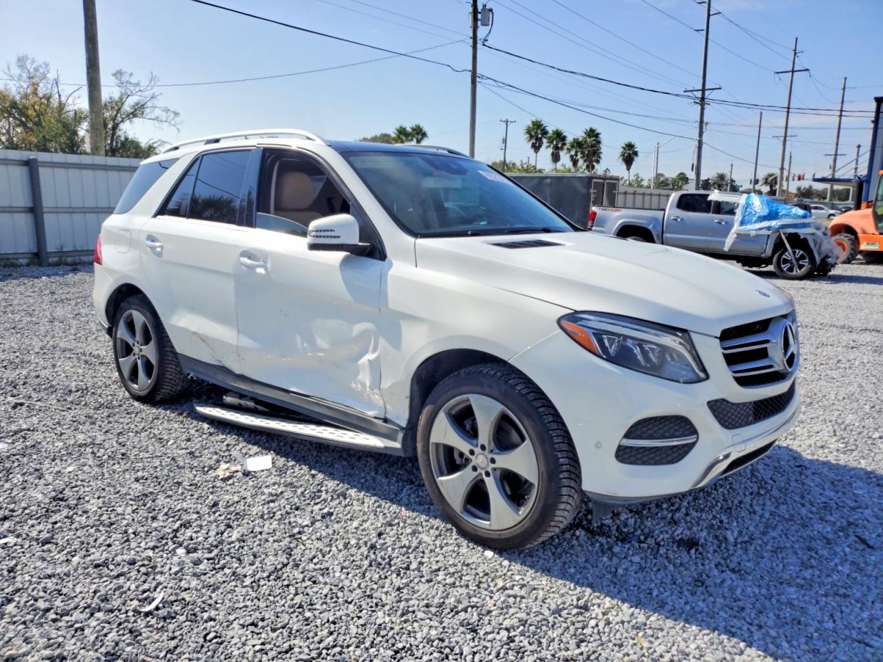 2017 MERCEDES-BENZ GLE 350 4MATIC photo 13