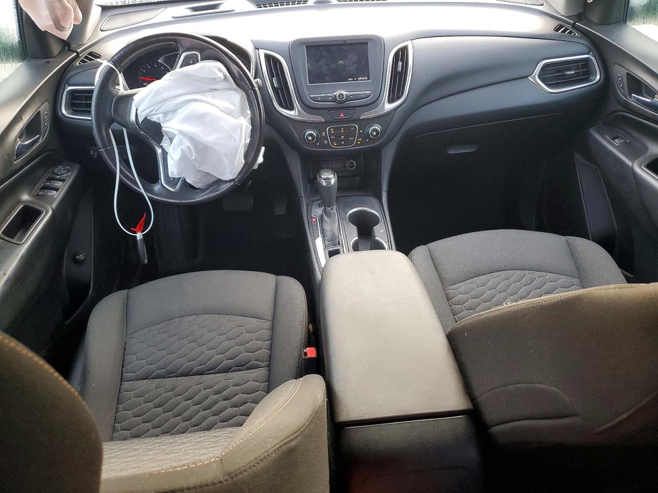 2020 CHEVROLET EQUINOX LT photo 8