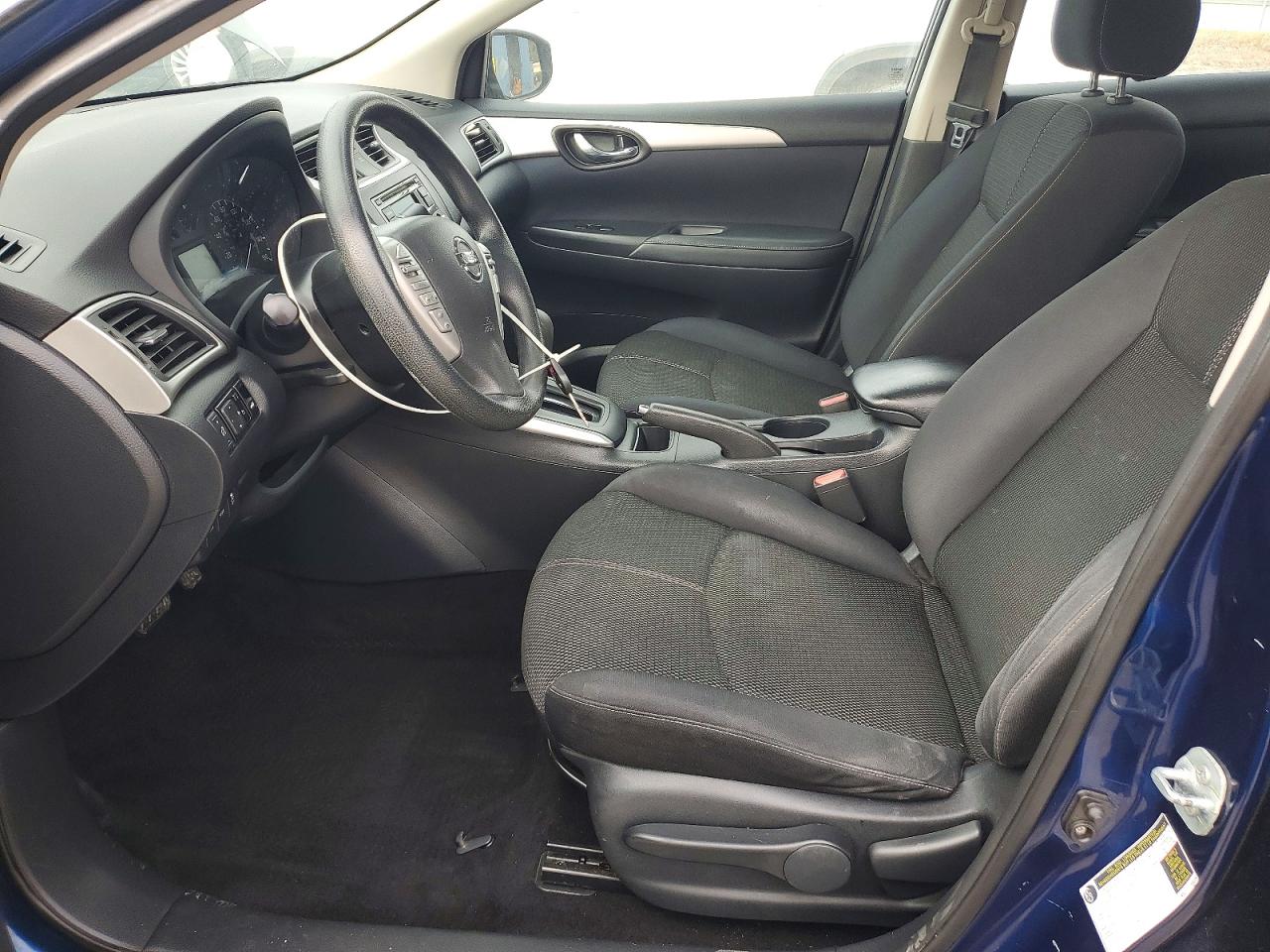 2016 NISSAN SENTRA S photo 7