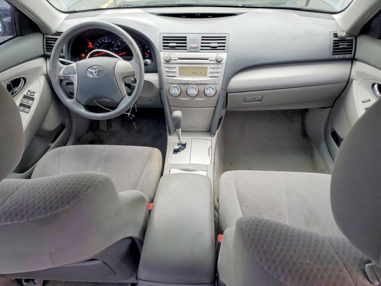 2010 TOYOTA CAMRY BASE photo 8