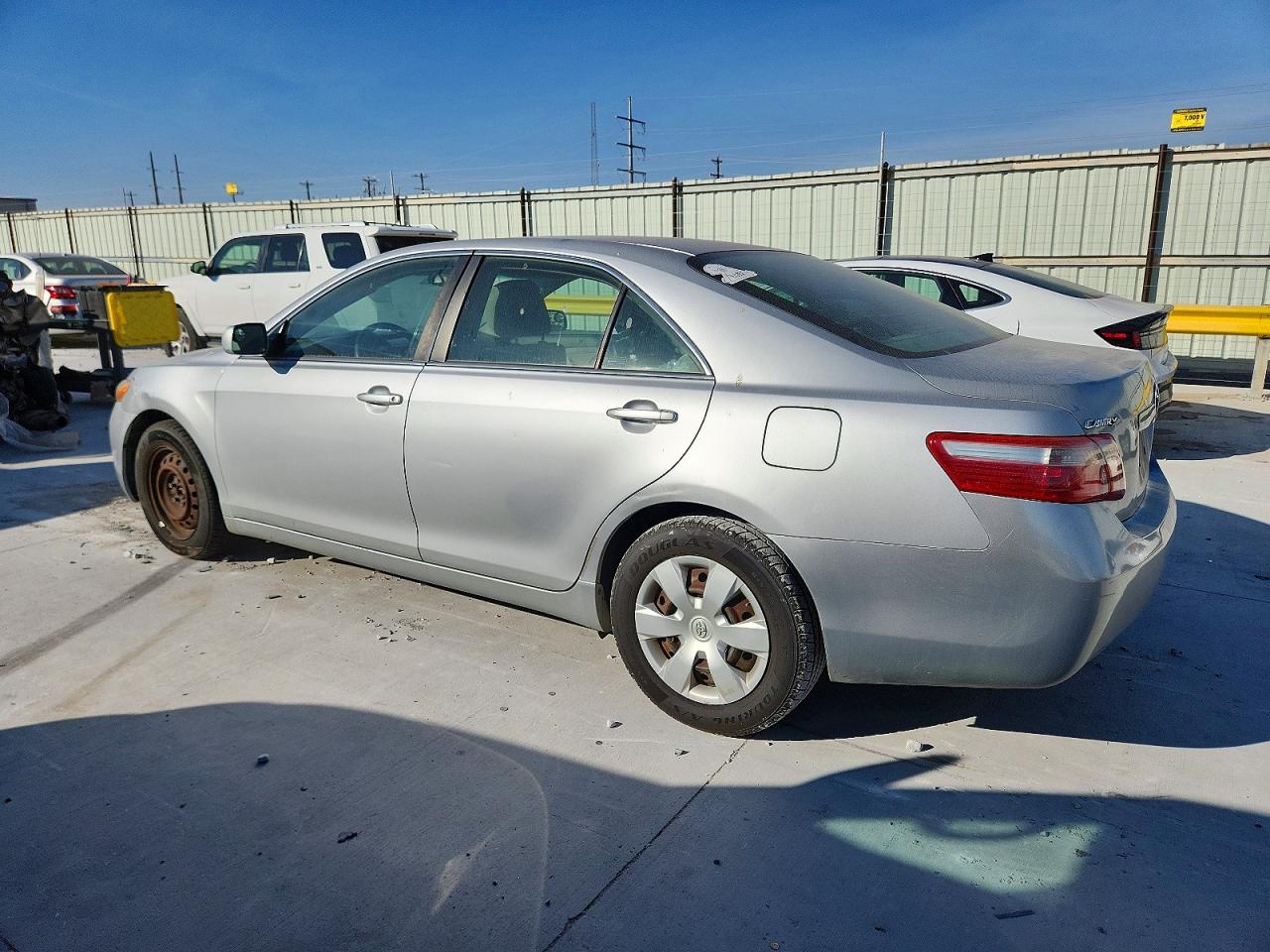 2007 TOYOTA CAMRY CE photo 2