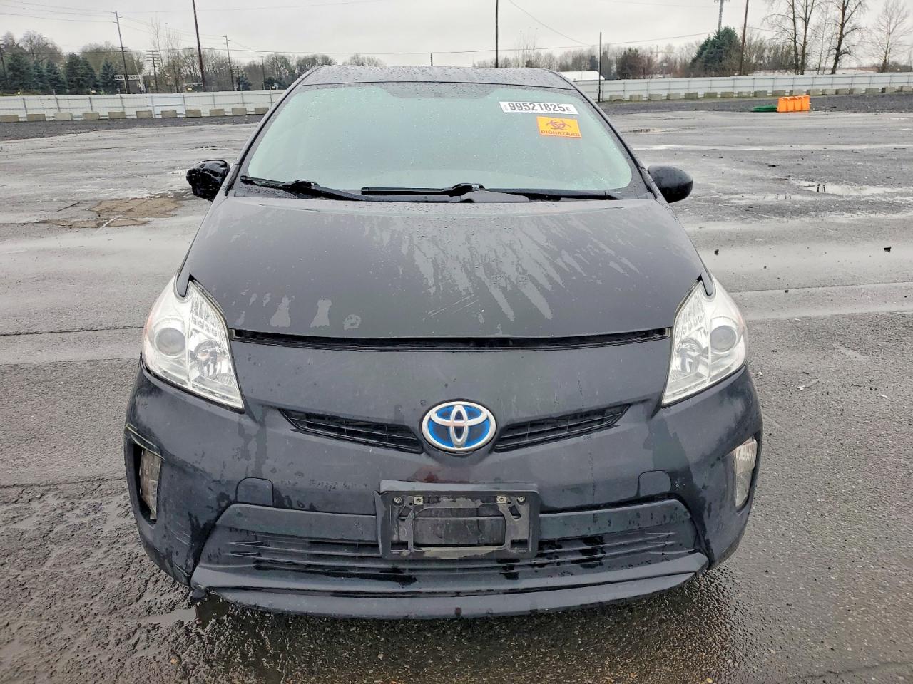2015 TOYOTA PRIUS photo 5