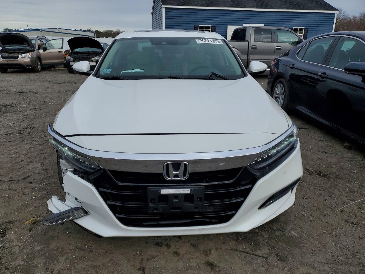 2018 HONDA ACCORD TOURING photo 5