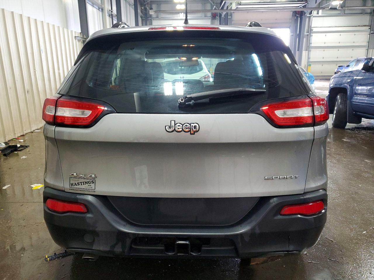 2016 JEEP CHEROKEE SPORT photo 6
