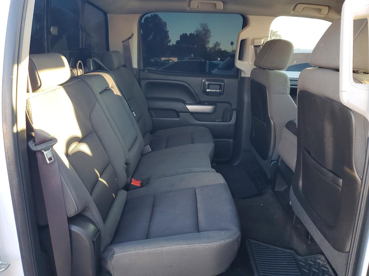 2015 CHEVROLET SILVERADO K1500 LT photo 10