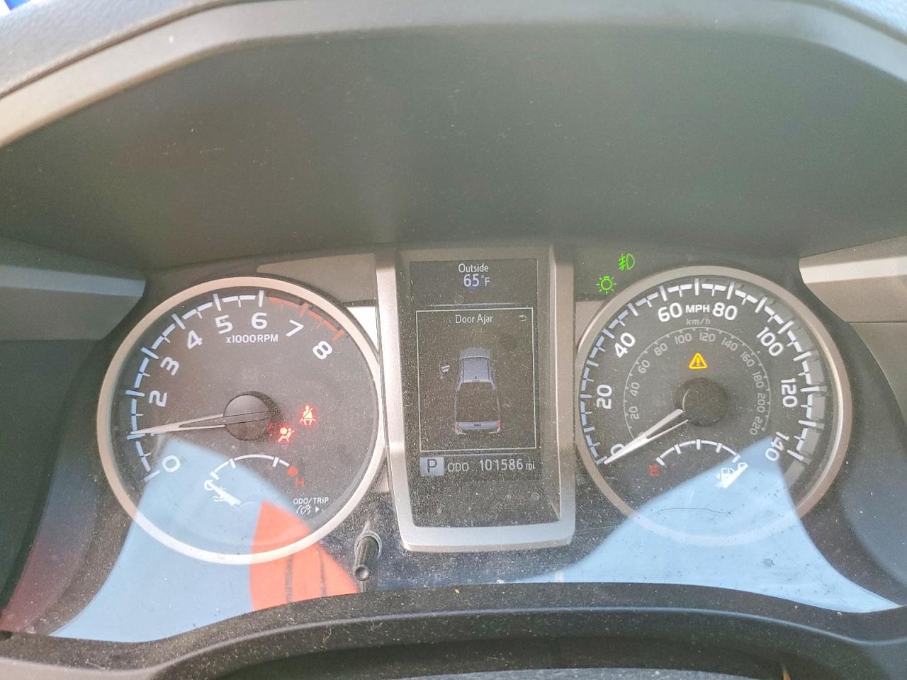 2017 TOYOTA TACOMA DOUBLE CAB photo 25