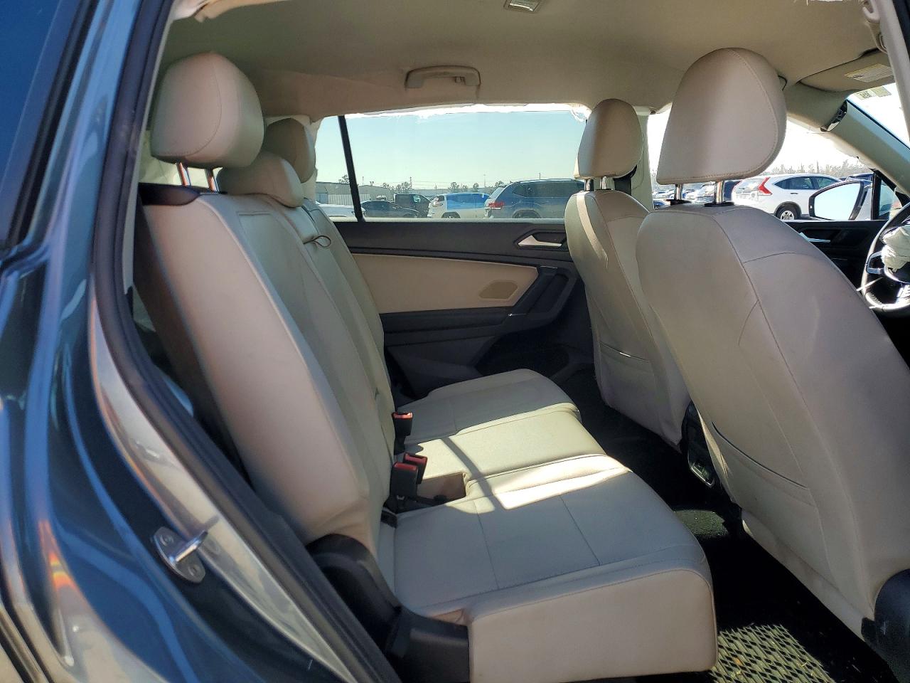 2020 VOLKSWAGEN TIGUAN SE photo 11