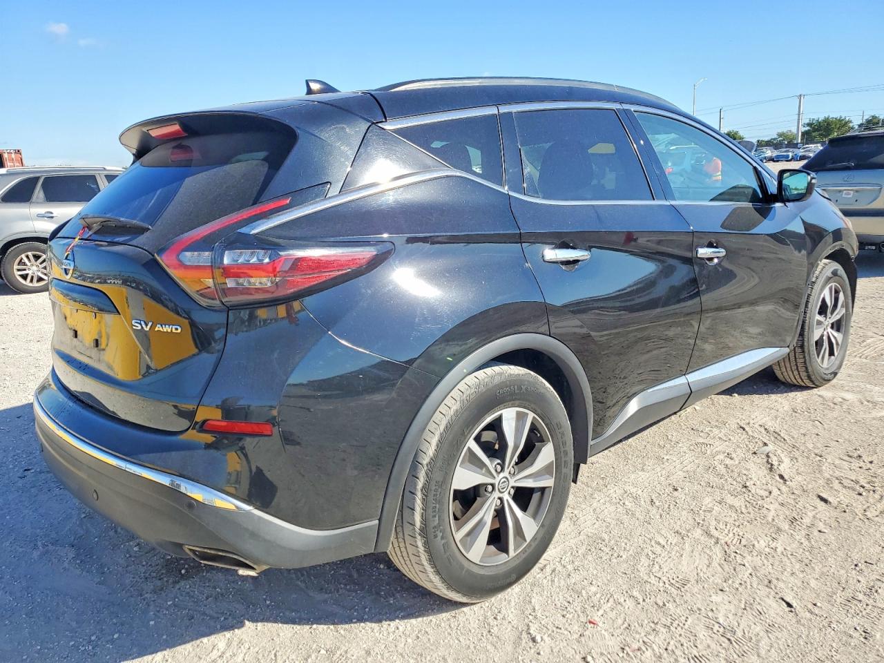 2020 NISSAN MURANO SV photo 3