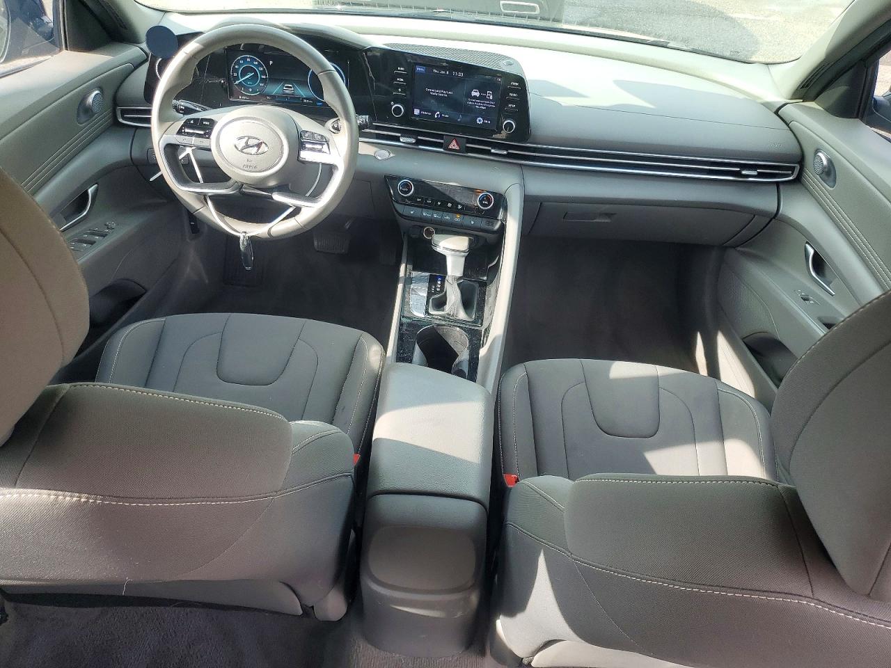 2022 HYUNDAI ELANTRA SEL photo 8