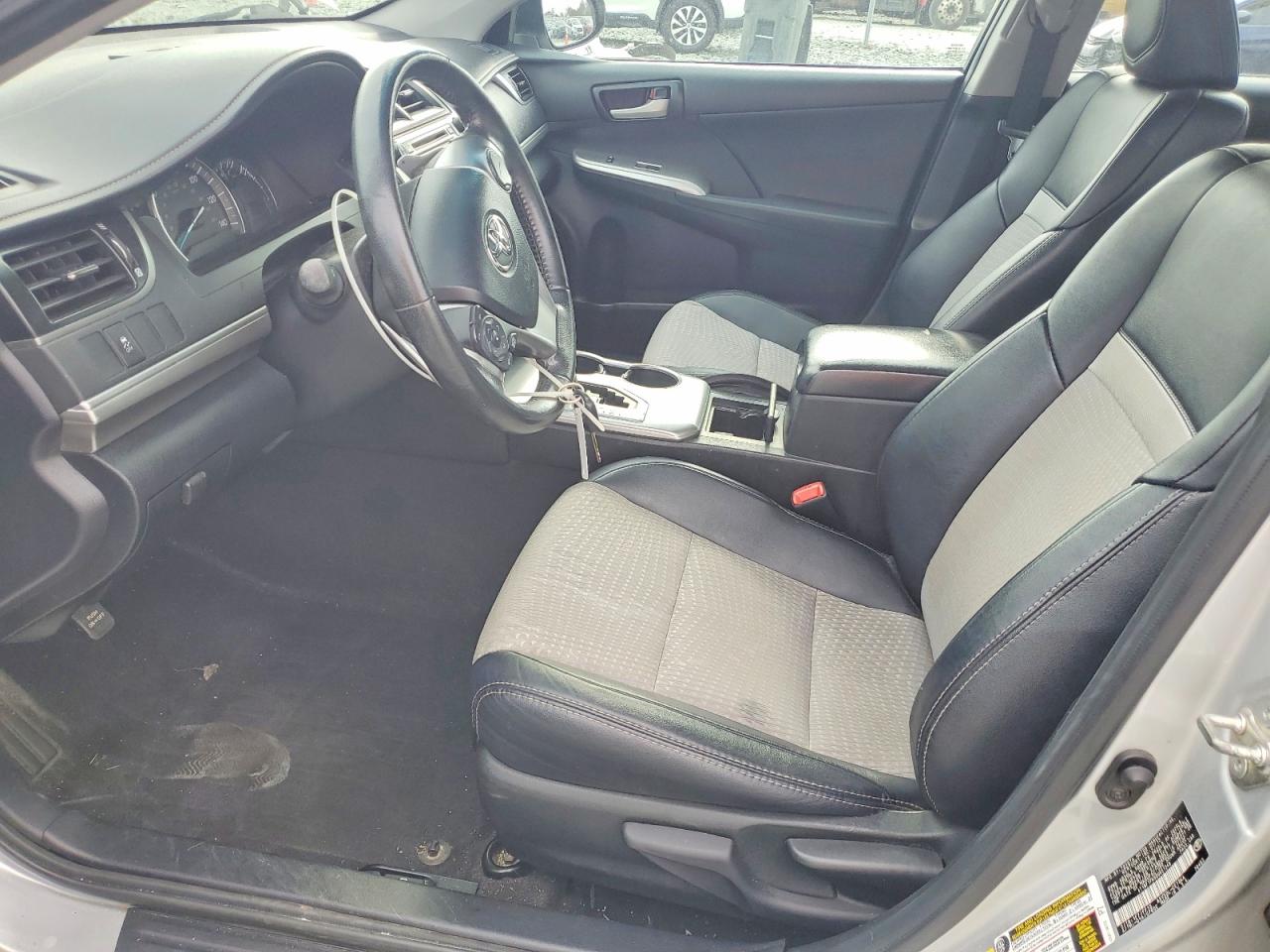 2013 TOYOTA CAMRY L photo 7