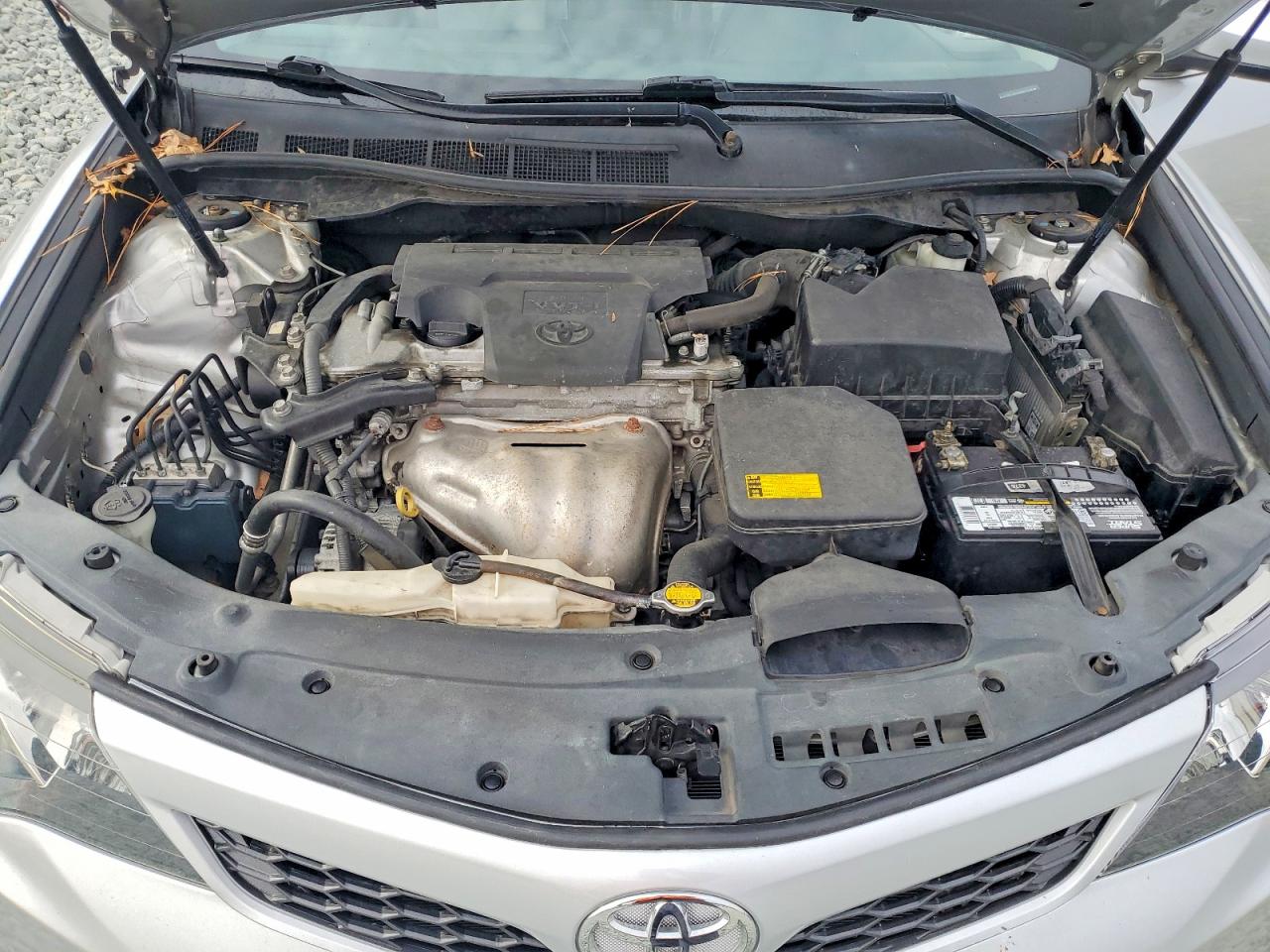 2013 TOYOTA CAMRY L photo 11