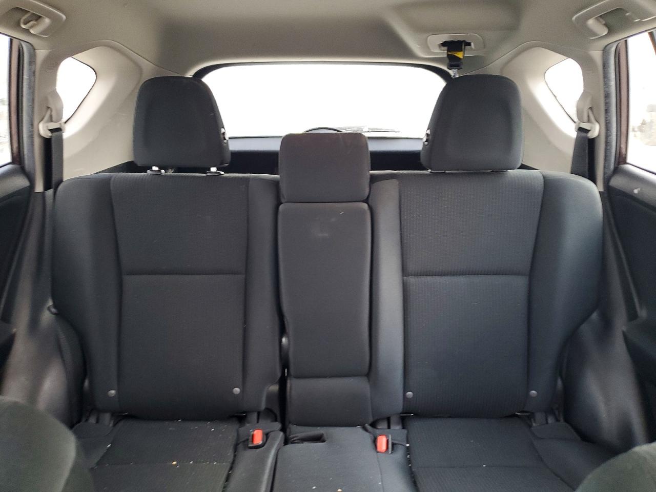 2018 TOYOTA RAV4 LE photo 10