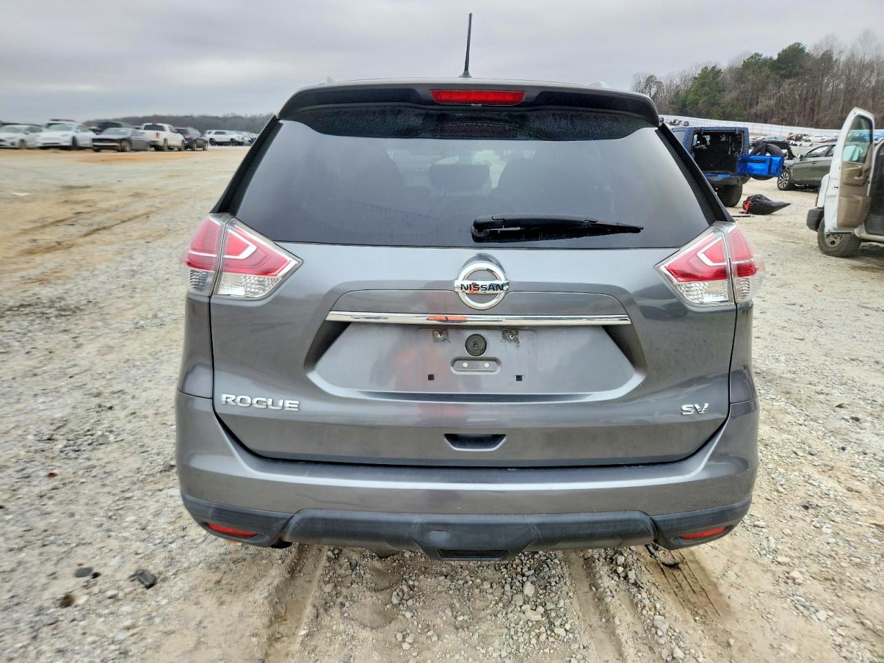 2016 NISSAN ROGUE S photo 6
