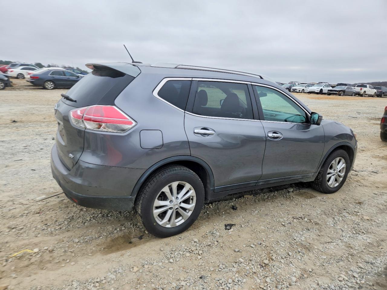 2016 NISSAN ROGUE S photo 3
