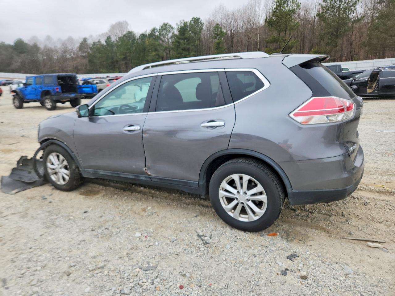 2016 NISSAN ROGUE S photo 2