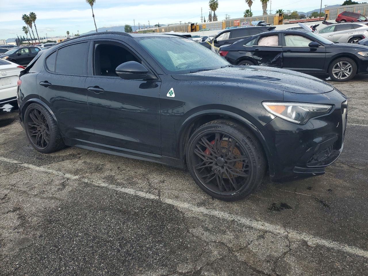 2022 ALFA ROMEO STELVIO QUADRIFOGLIO photo 4