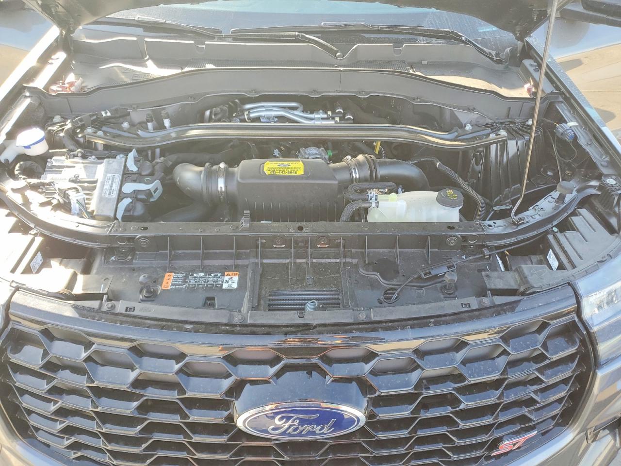 2025 FORD EXPLORER ST photo 12
