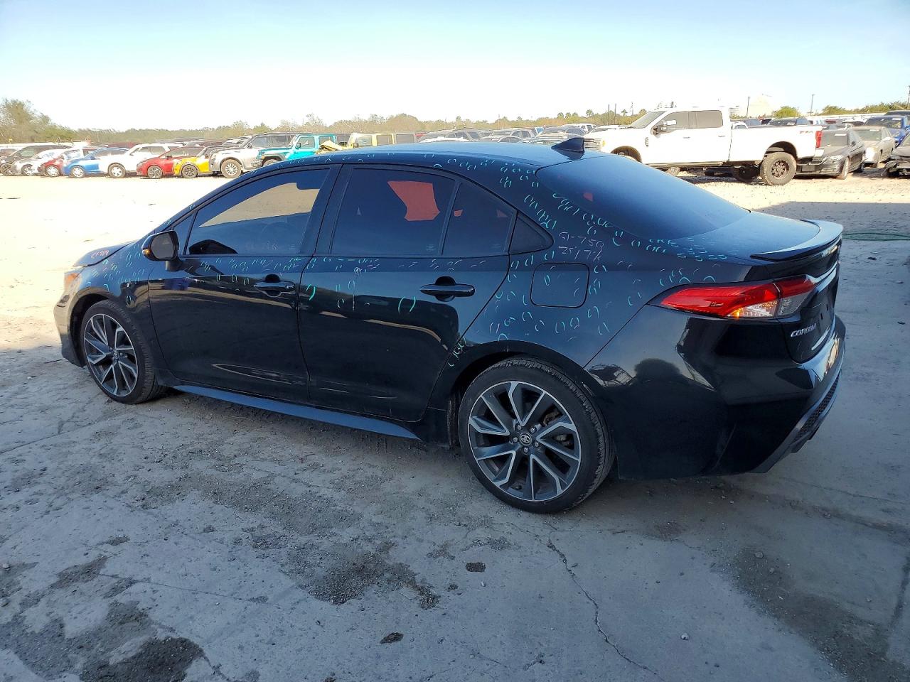 2021 TOYOTA COROLLA SE photo 2
