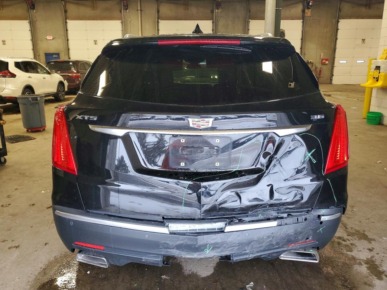 2018 CADILLAC XT5 LUXURY photo 6
