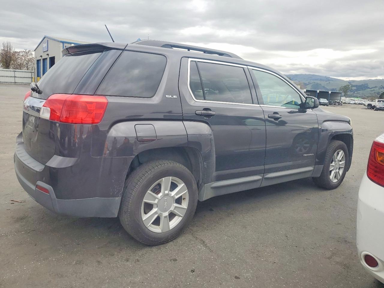 2013 GMC TERRAIN SLE photo 7