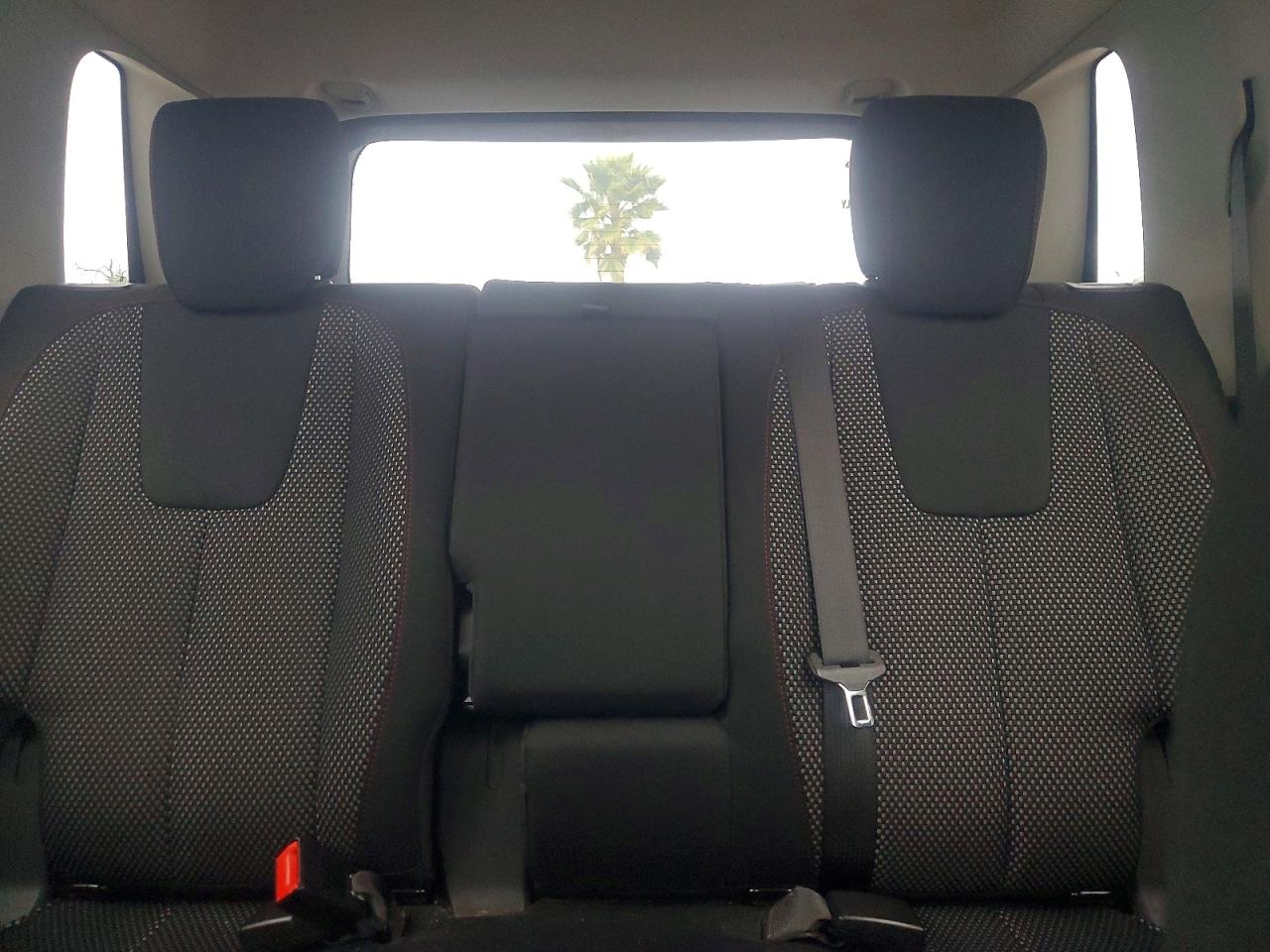 2013 GMC TERRAIN SLE photo 28