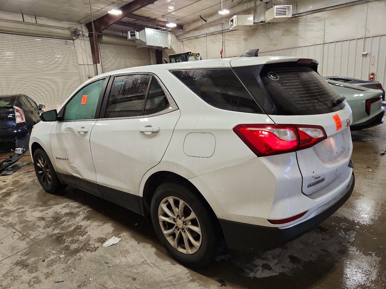 2021 CHEVROLET EQUINOX LT photo 2